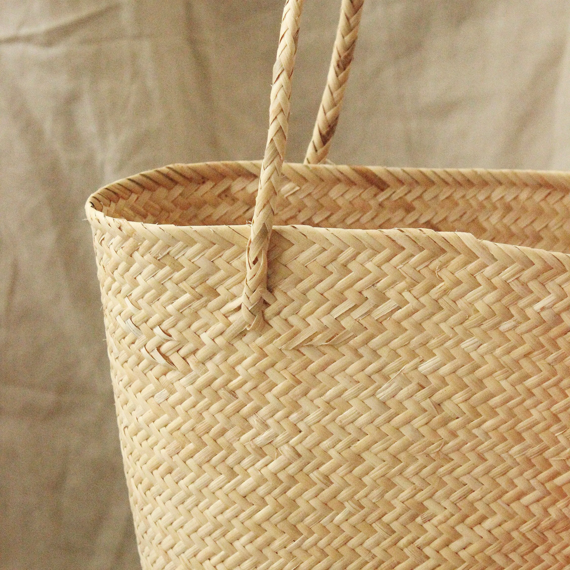 Borneo Love Rush - Handwoven Straw Tote Bag