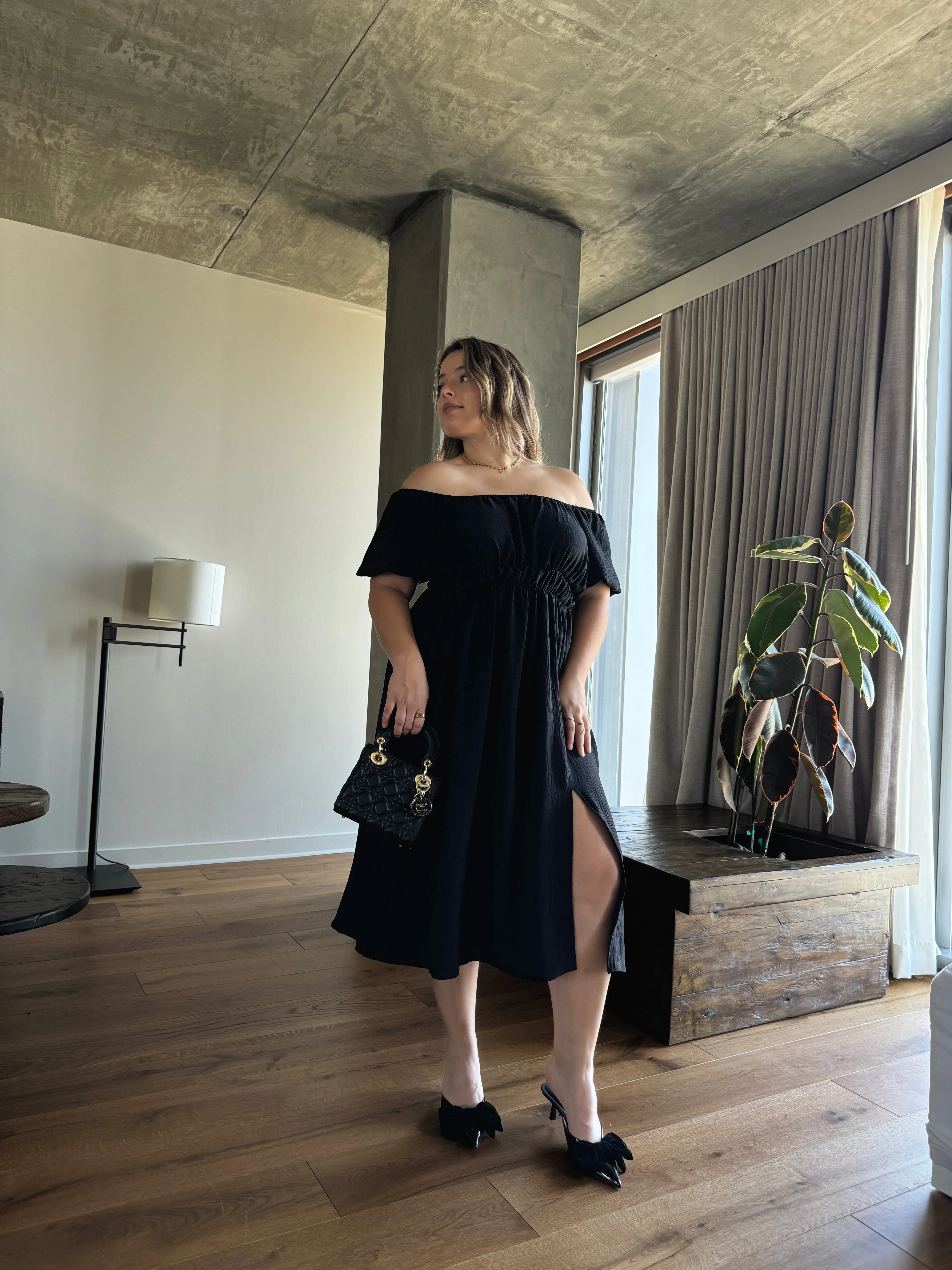 Plus Size Puff Sleeve Midi Dress