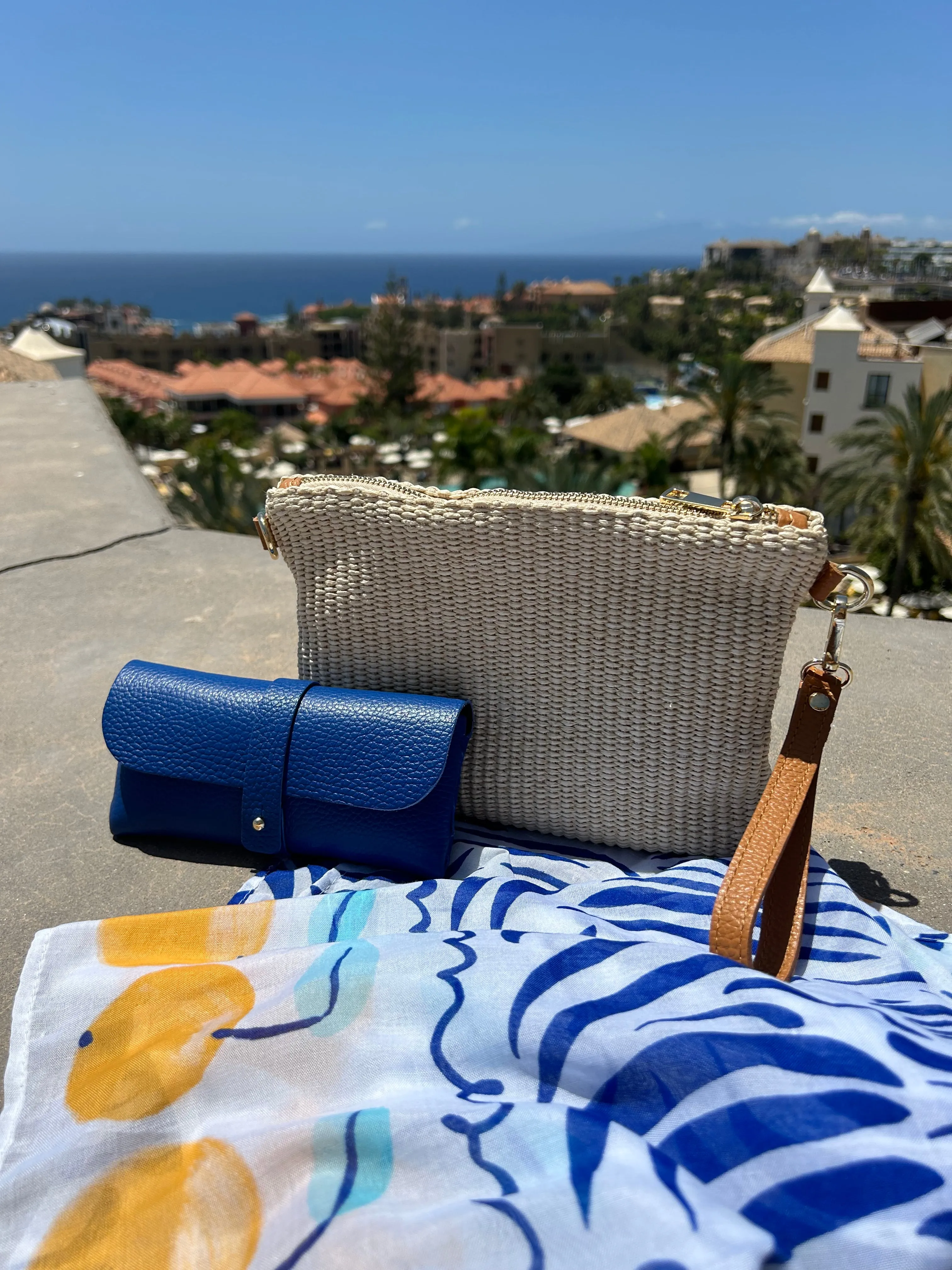 Raffia Woven Crossbody / Wristlet Bags | Cream