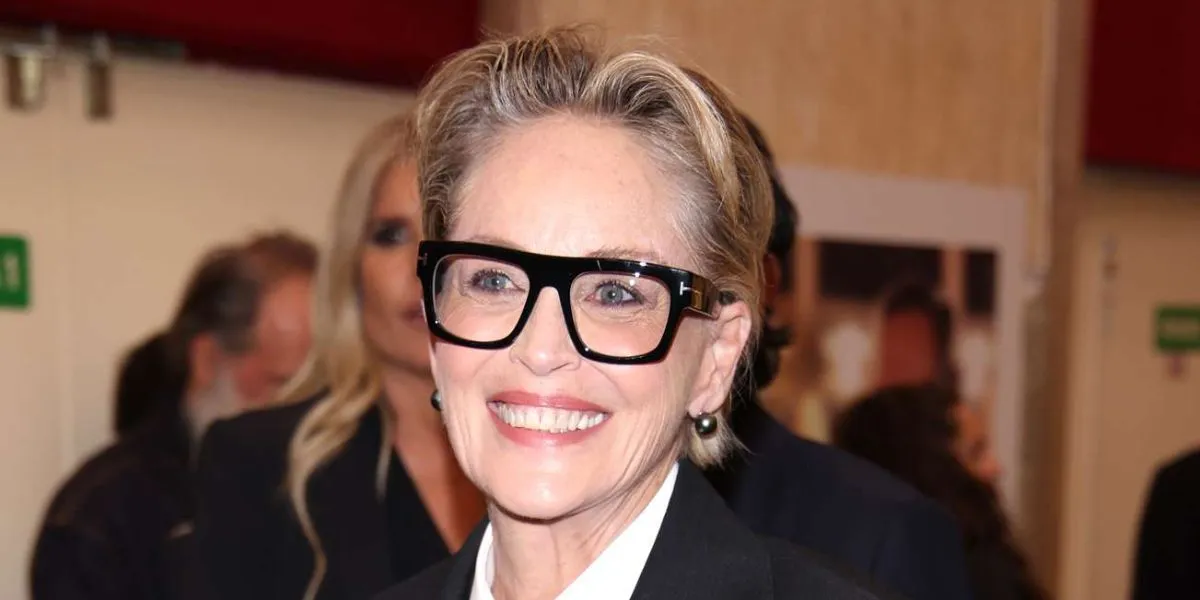 Tom Ford TF5634-B 001 Blue Control Black - As Seen On Sharon Stone & Remo D'Souza
